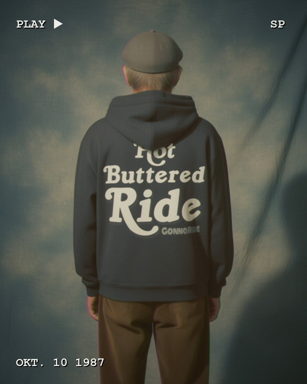 Hot Butter Hoodie – Modelfoto im VHS-Look